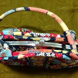 Vera Bradley purse